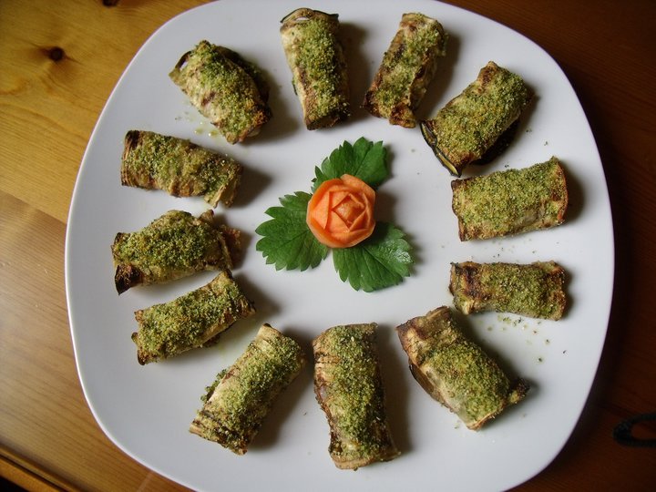 Mini involtini di melanzane gratinati.jpg